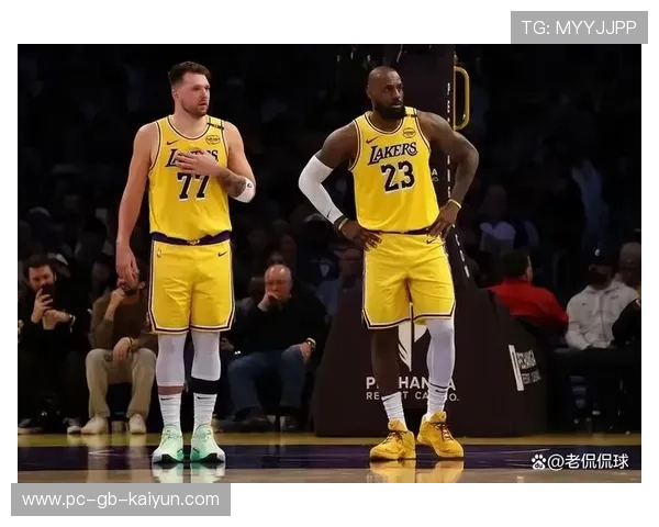 湖人顶住压力拒绝18分逆转 东契奇三双创纪录替补神将砍25+8+4断 湖人顶住压力拒绝18分逆转 东契奇三双创纪录替补神将砍25+8+4断