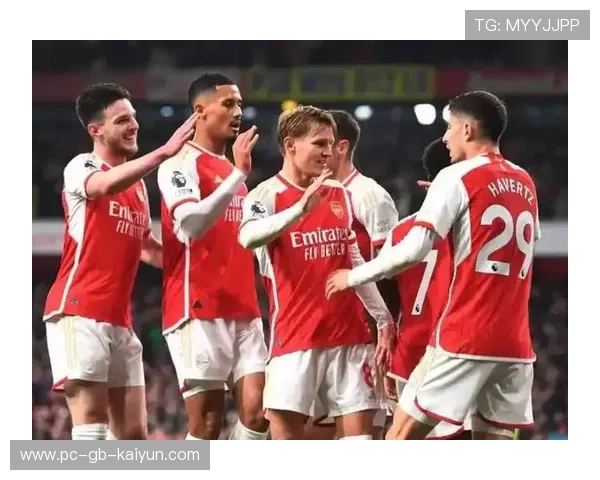 英超最新战况阿森纳领先六分稳居榜首冠军争夺进入关键阶段 英超最新战况阿森纳领先六分稳居榜首冠军争夺进入关键阶段