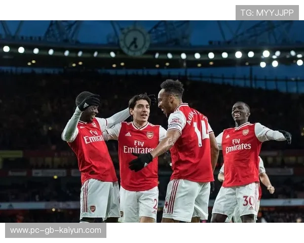 阿森纳迎英超夺冠良机欧冠资格争夺白热化群雄鏖战争锋 阿森纳迎英超夺冠良机欧冠资格争夺白热化群雄鏖战争锋