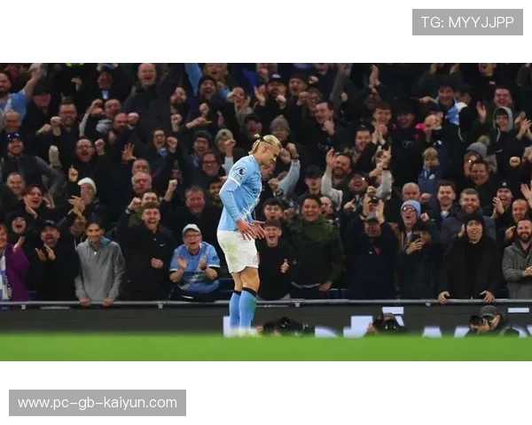 超级射手双响10轮13球12.1亿战舰掀翻黑马重返前二并迎来五轮四胜佳绩 超级射手双响10轮13球12.1亿战舰掀翻黑马重返前二并迎来五轮四胜佳绩