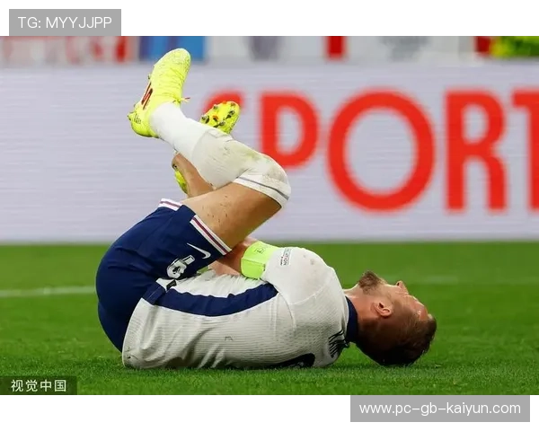 鲍恩远射中柱点球改判进球被吹球队获胜却郁闷至极 鲍恩远射中柱点球改判进球被吹球队获胜却郁闷至极