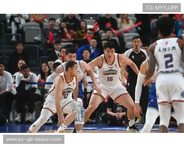 新疆队连胜势头猛，强势冲击季后赛！，新疆队赢了吗