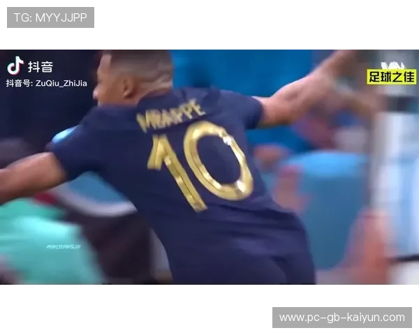 世界杯姆巴佩中场断球推进后一脚推射命中 世界杯姆巴佩中场断球推进后一脚推射命中