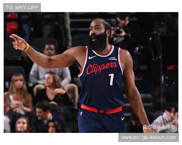 哈登若能与队友建立互信，昔日辉煌或可再现