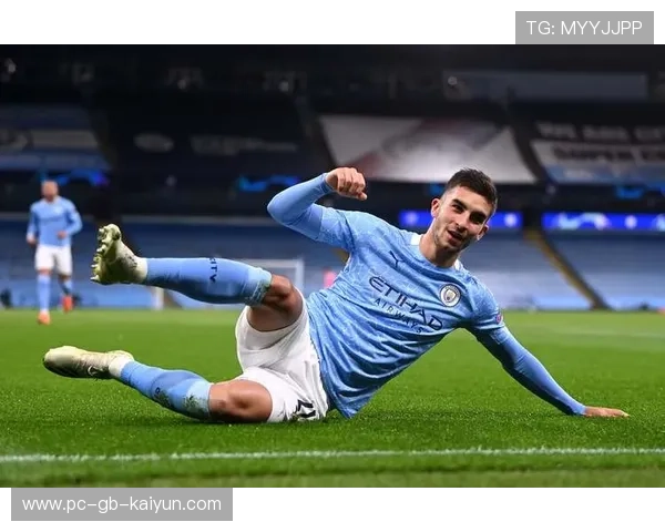 费兰·托雷斯反越位成功单刀破门 费兰·托雷斯反越位成功单刀破门