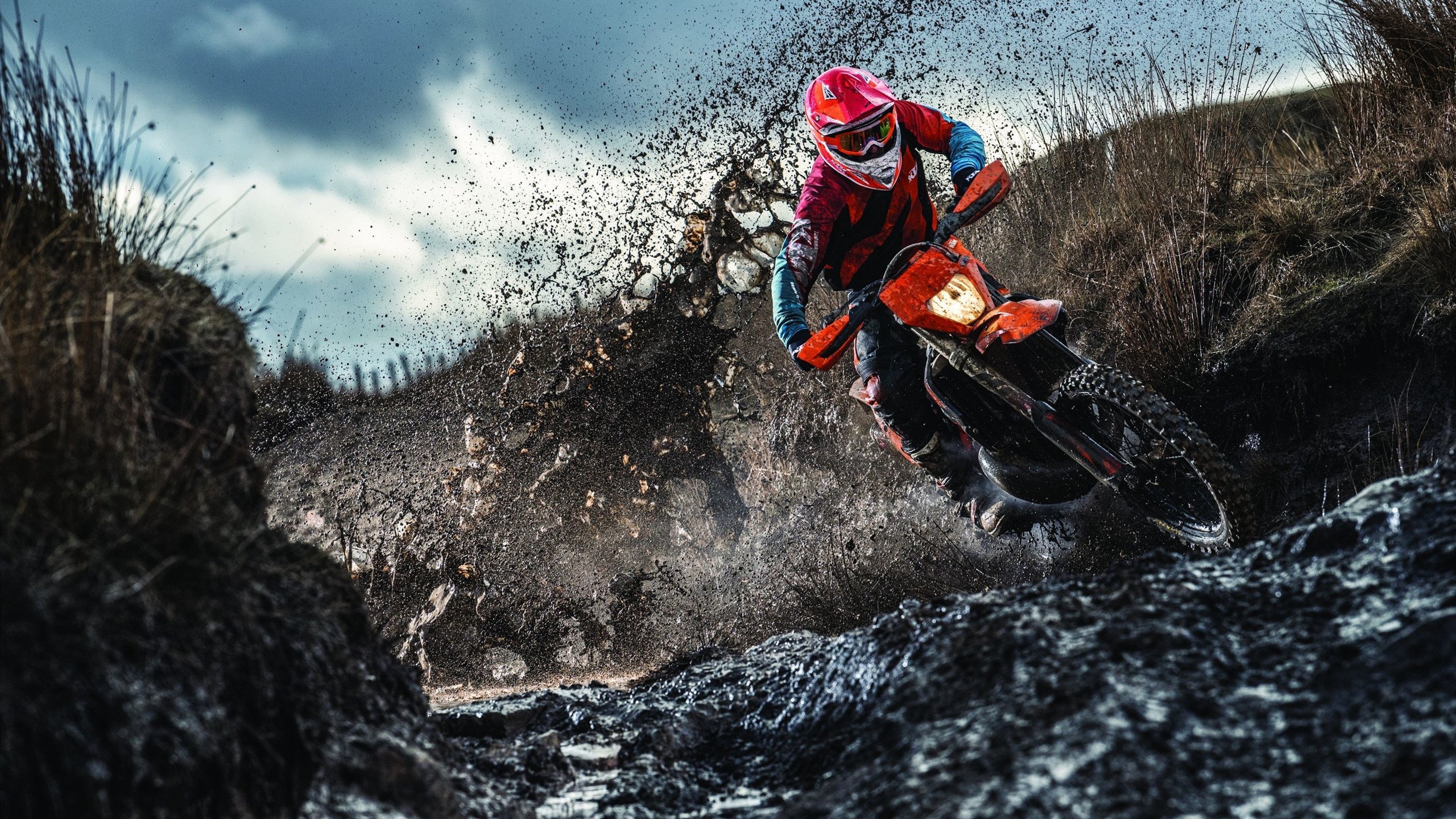 亚洲羽毛球团体锦标赛中国男队3比0轻取韩国 强势挺进决赛，亚洲羽毛球团体锦标赛中国参加了吗